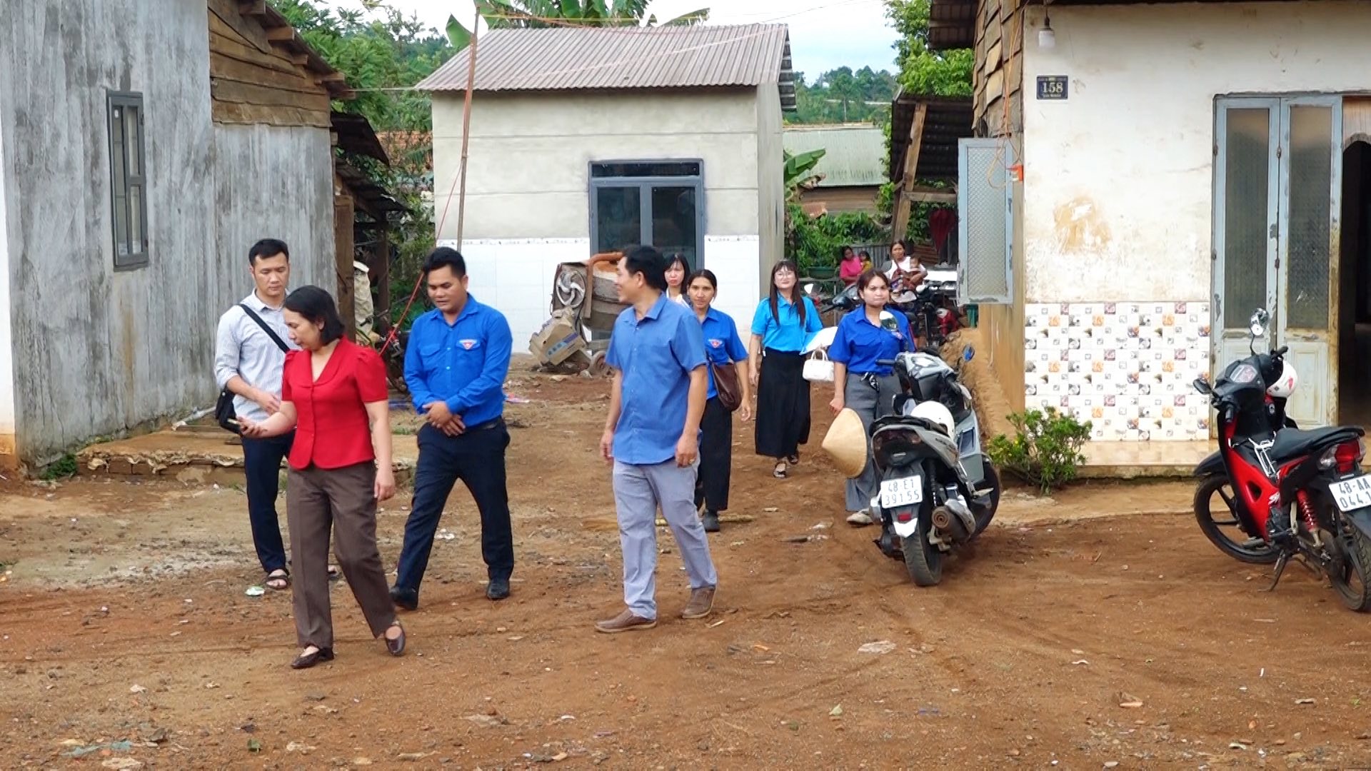 THUẬN AN THÀNH LẬP TỔ CÔNG NGHỆ SỐ CỘNG ĐỒNG, ĐƯA “BÌNH DÂN HỌC VỤ SỐ” ĐẾN TỪNG THÔN, BON