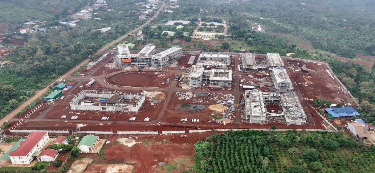 TĂNG TỐC HOÀN THÀNH TRƯỜNG PHỔ THÔNG NỘI TRÚ LIÊN CẤP THUẬN AN, BẢO ĐẢM PHỤC VỤ NĂM HỌC MỚI.